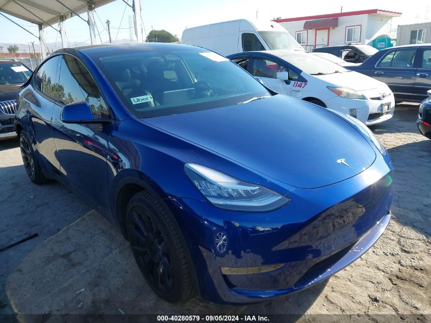 5YJYGDEE8MF207169 2021 TESLA MODEL Y - Image 1