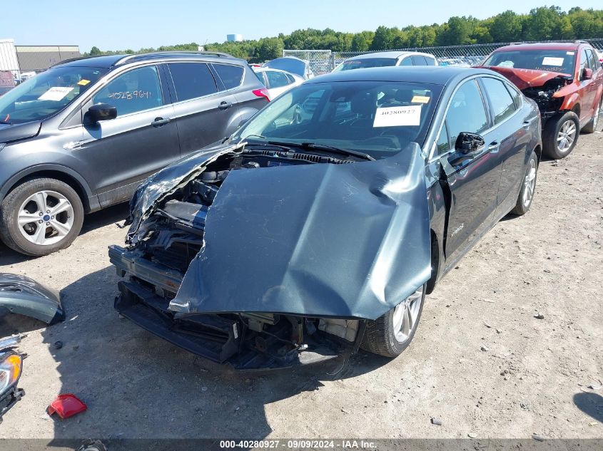 2015 Ford Fusion Hybrid Titanium VIN: 3FA6P0RU7FR190941 Lot: 40280927