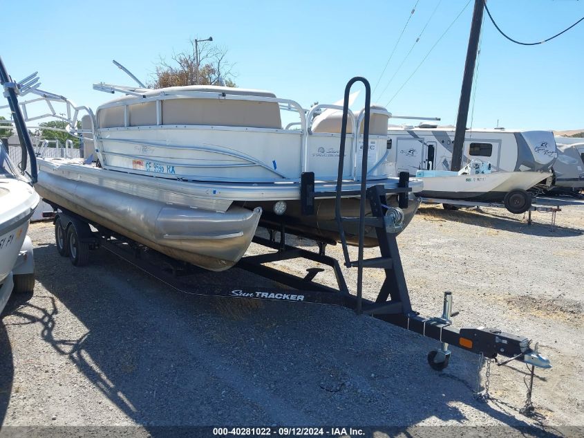 2017 Suntracker Other