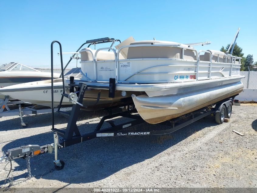 2017 Suntracker Other