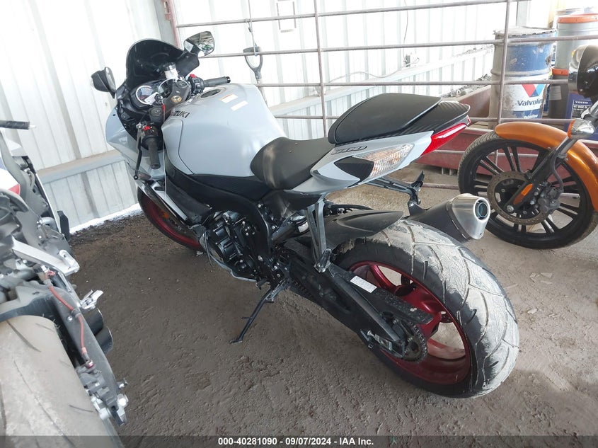 2023 SUZUKI GSX-R600 - JS1GN7FA8P7100657