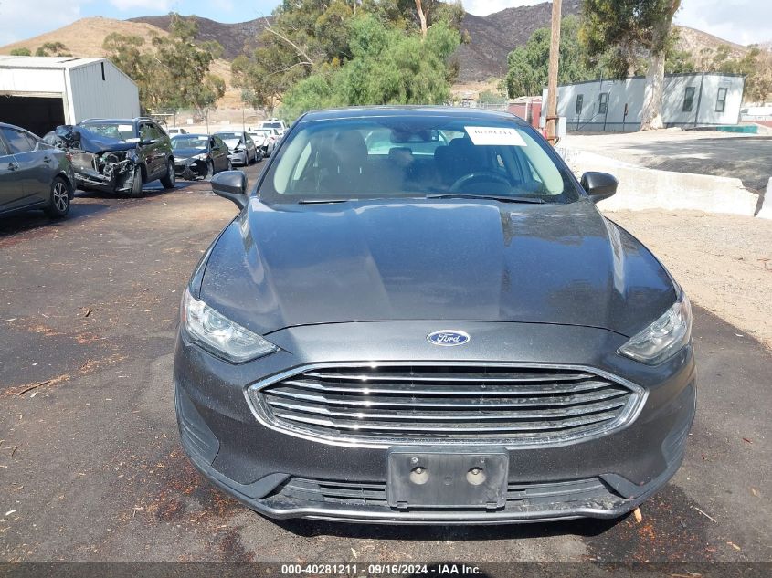 2019 Ford Fusion Se VIN: 3FA6P0H71KR272590 Lot: 40281211