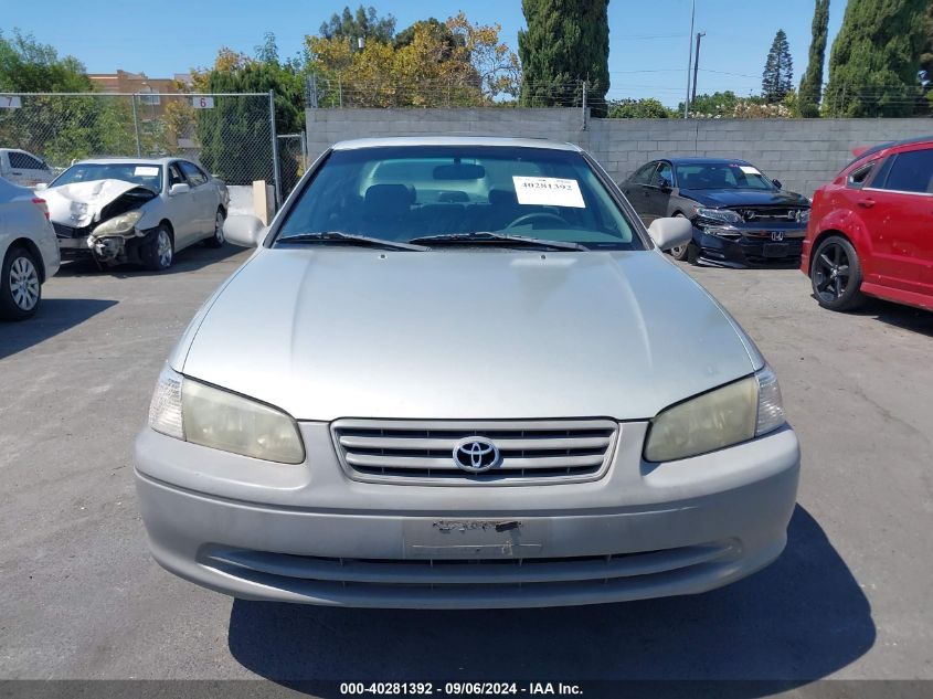 2000 Toyota Camry Le VIN: 4T1BG22K7YU619421 Lot: 40281392