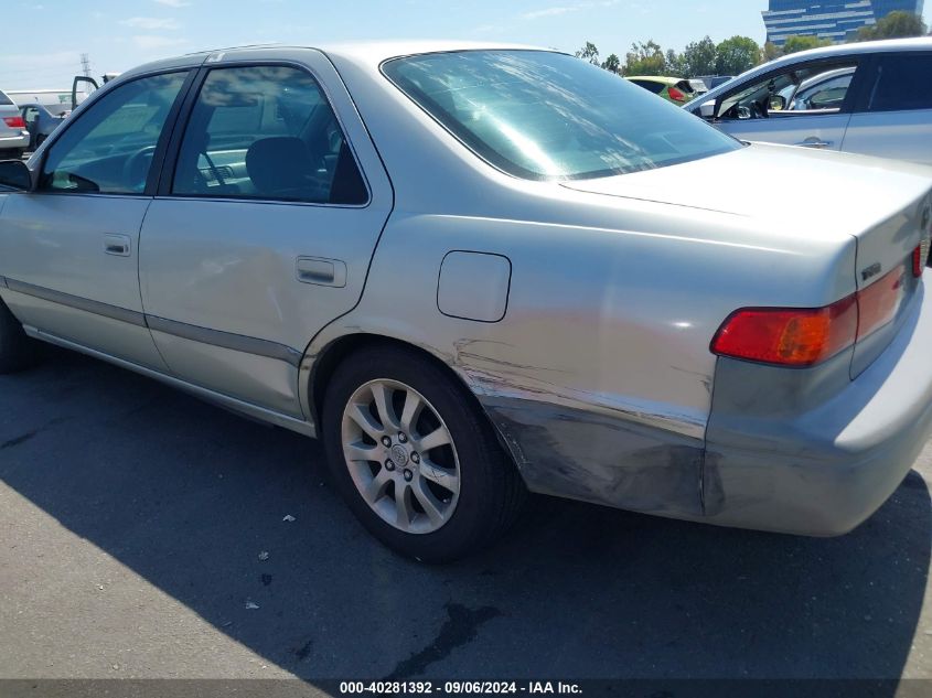 2000 Toyota Camry Le VIN: 4T1BG22K7YU619421 Lot: 40281392