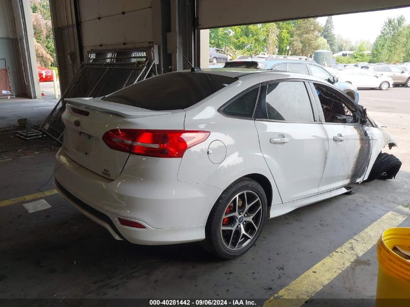 2015 FORD FOCUS SE - 1FADP3FE0FL300779