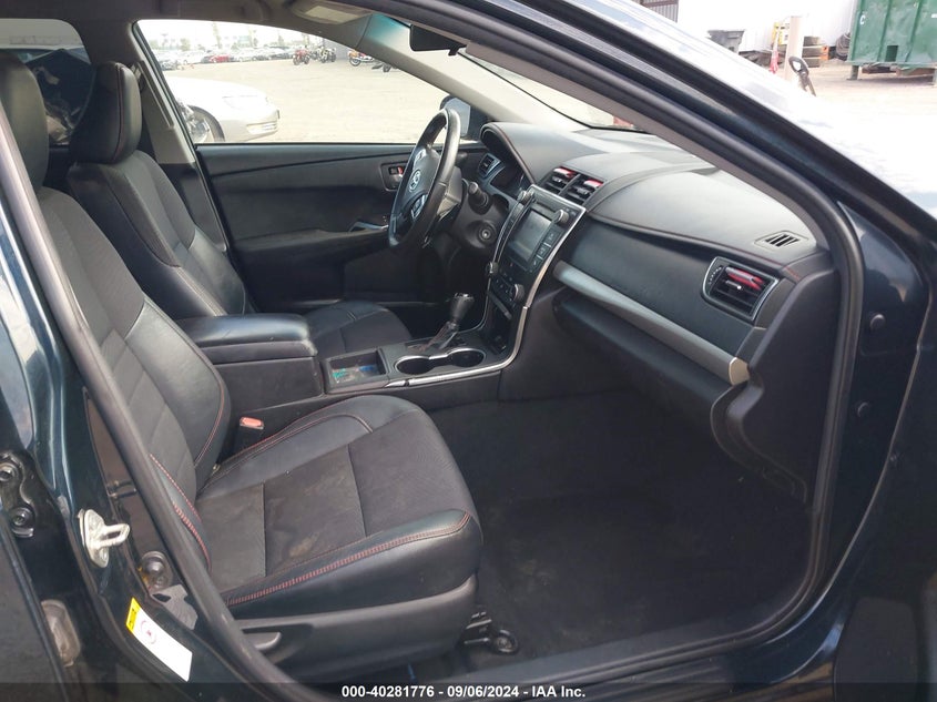 2017 TOYOTA CAMRY SE - 4T1BF1FK5HU802159