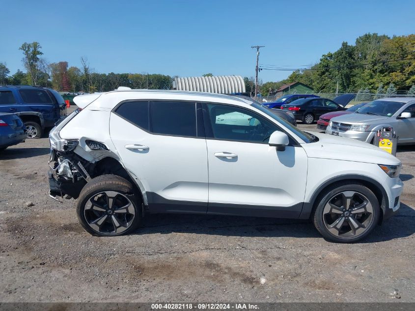 2019 Volvo Xc40 T4 Momentum VIN: YV4AC2HK3K2054507 Lot: 40282118