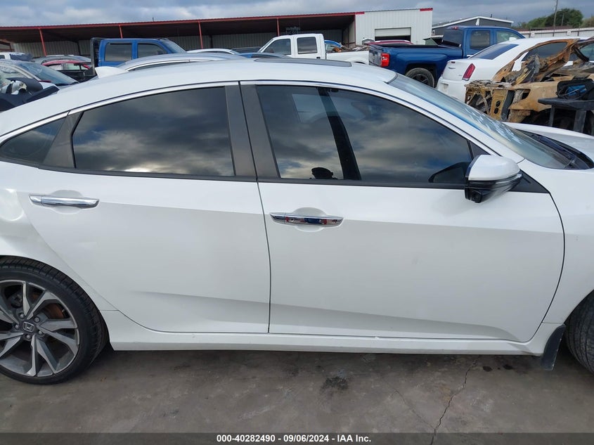 VIN JHMFC1F92KX002239 2019 HONDA CIVIC TOURING