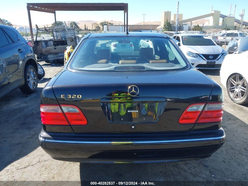 2000 Mercedes-Benz E 320 VIN: WDBJF65J7YB092262 Lot: 40282537