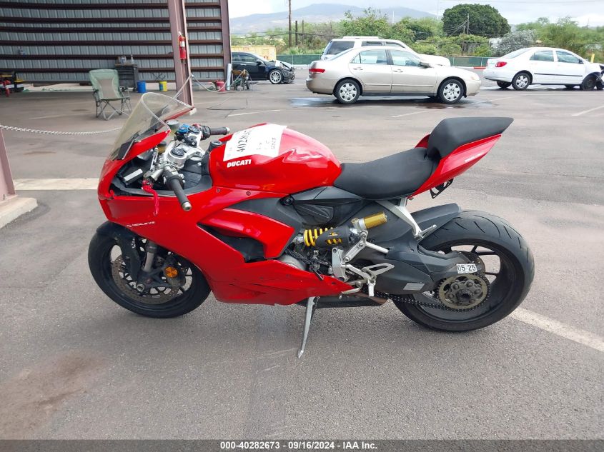 2021 Ducati Panigale V2 VIN: ZDMHAATW4MB002354 Lot: 40282673