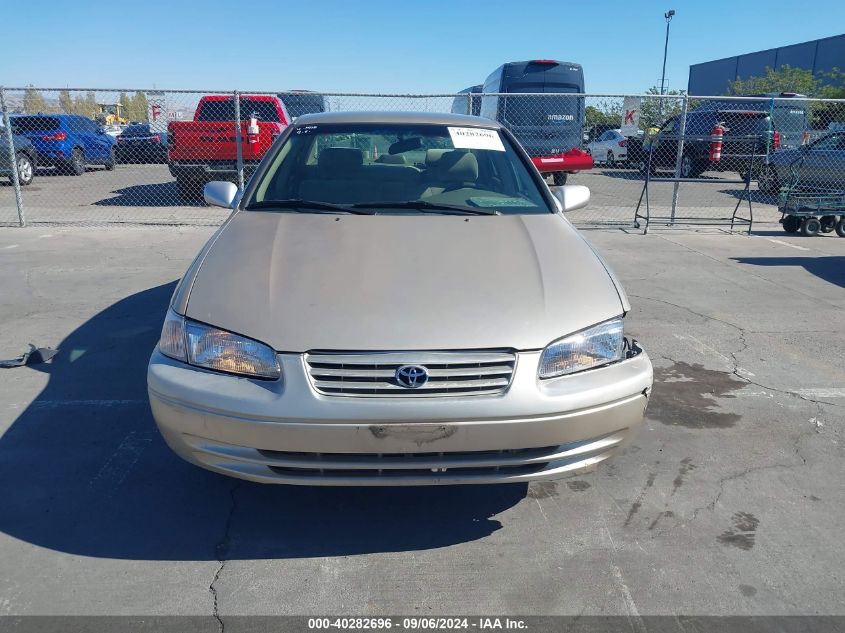 1999 Toyota Camry Le V6 VIN: JT2BF22K9X0209841 Lot: 40282696