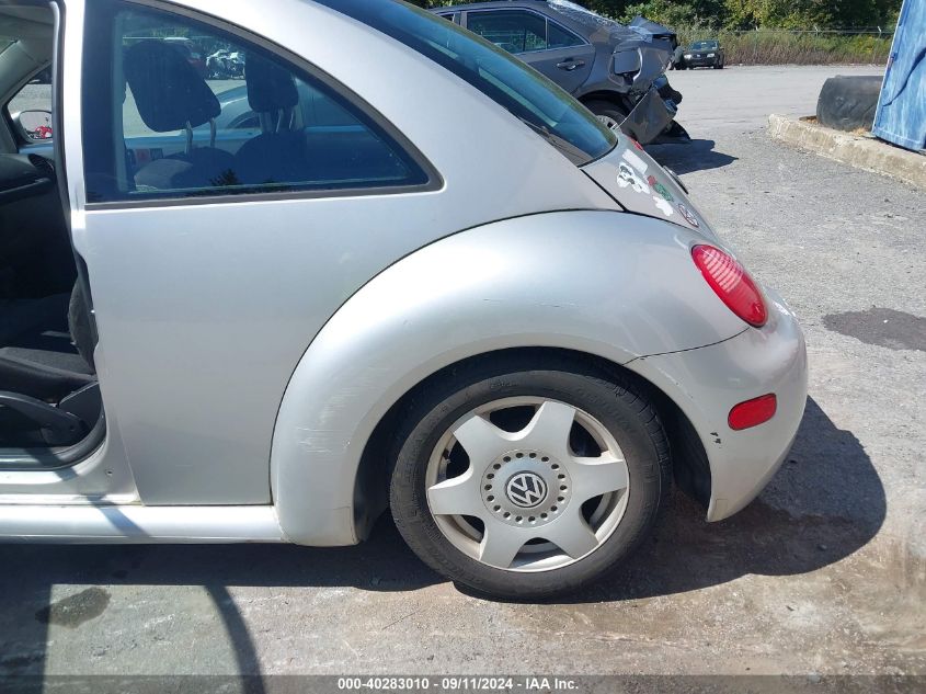 3VWCK21C81M436828 2001 Volkswagen New Beetle Gls