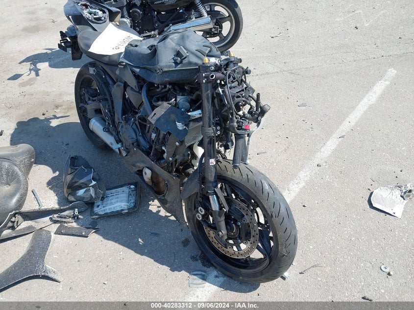 VIN JYARM38E6RA009124 2024 YAMAHA YZFR7