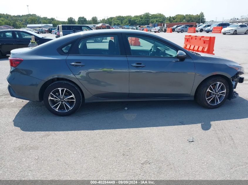 2023 Kia Forte Lxs VIN: 3KPF24AB4PE688129 Lot: 40284449