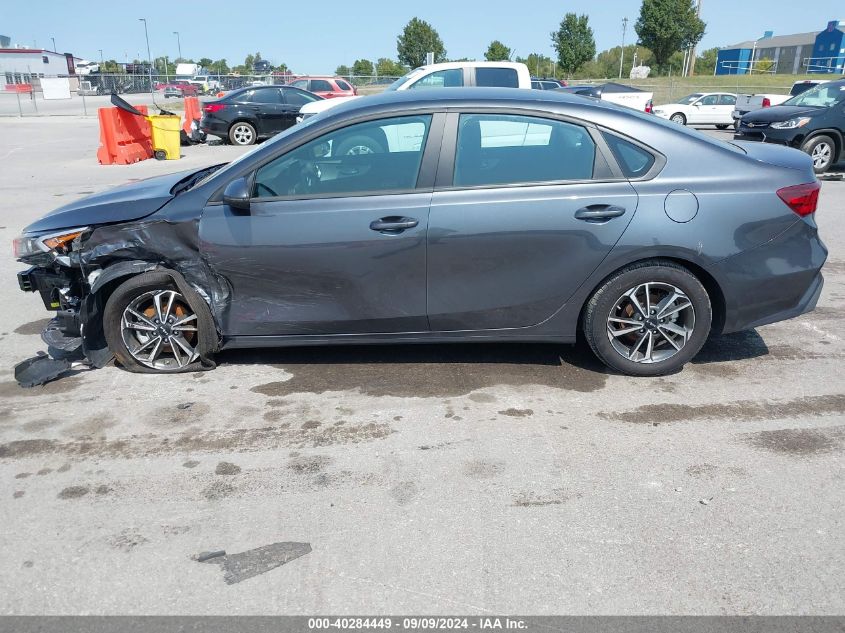 2023 Kia Forte Lxs VIN: 3KPF24AB4PE688129 Lot: 40284449