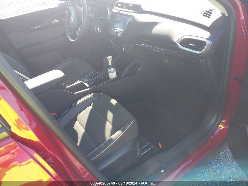 VIN KL79MMS23MB136213 2021 CHEVROLET TRAILBLAZER FWD LS
