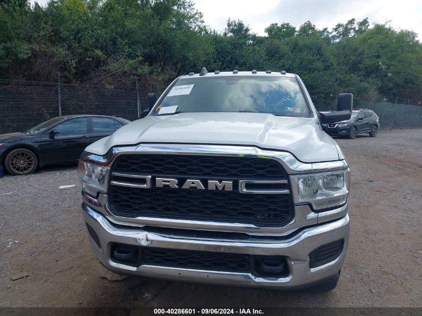 3C7WRSCL6KG666203 2019 Ram 3500 Chassis Tradesman/Slt/Laramie/Limited