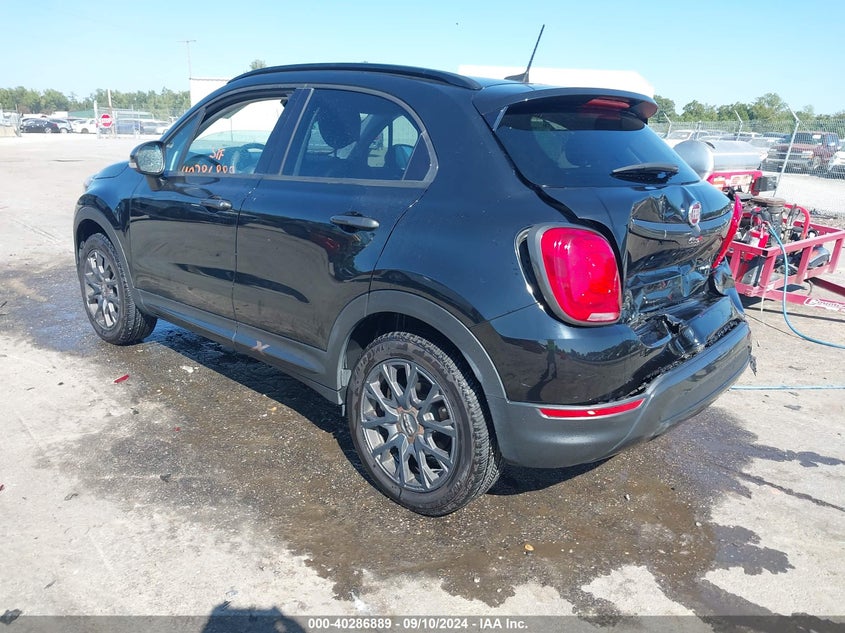 VIN ZFBCFYCB3JP691575 2018 FIAT 500X URBANA AWD