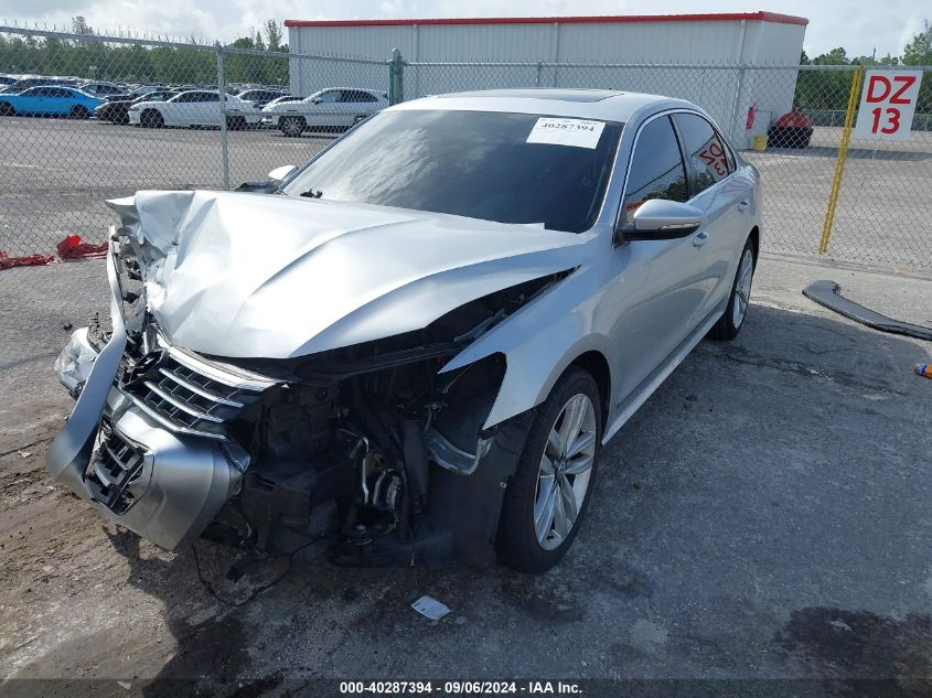 1VWGT7A30HC009621 2017 VOLKSWAGEN PASSAT - Image 2