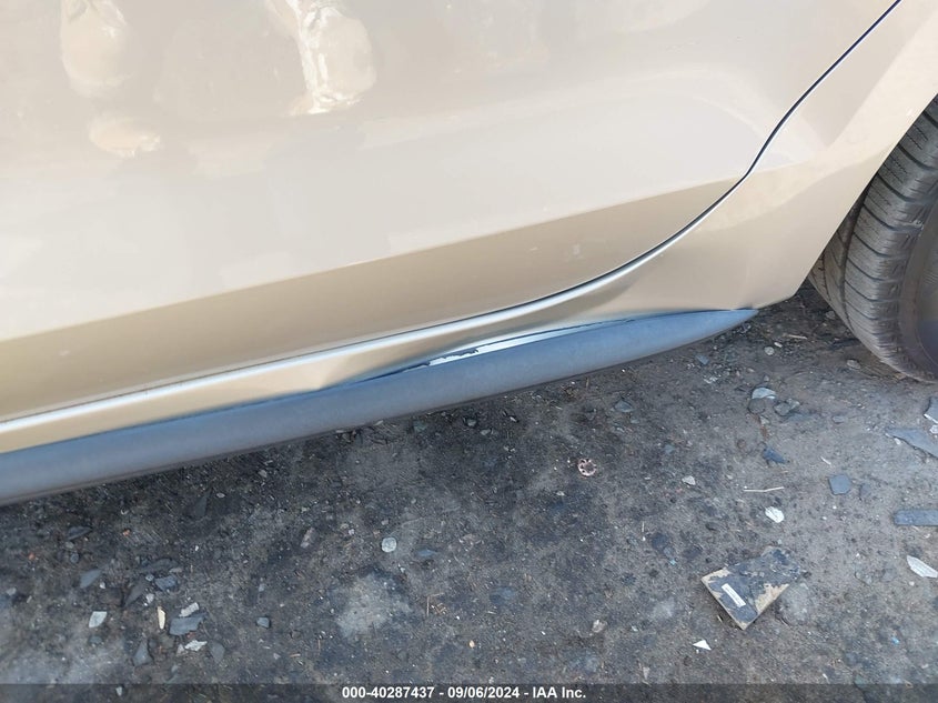 2013 VOLKSWAGEN JETTA HYBRID SE/SEL/SEL PREMIUM - 3VW637AJ6DM293629