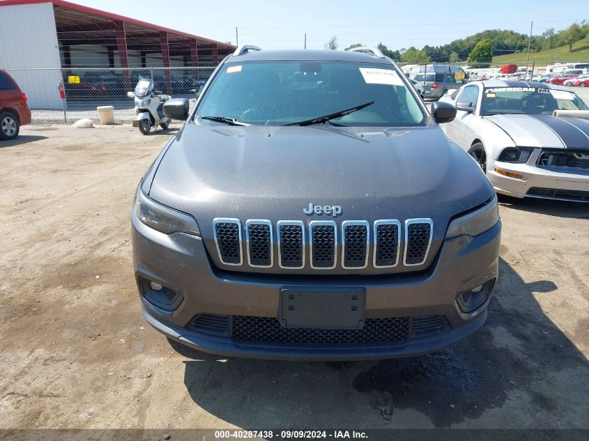 2019 Jeep Cherokee Latitude Plus 4X4 VIN: 1C4PJMLB8KD299880 Lot: 40287438