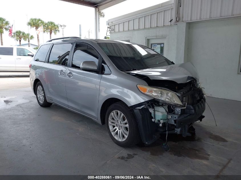 5TDYZ3DC8HS849574 2017 TOYOTA SIENNA - Image 1