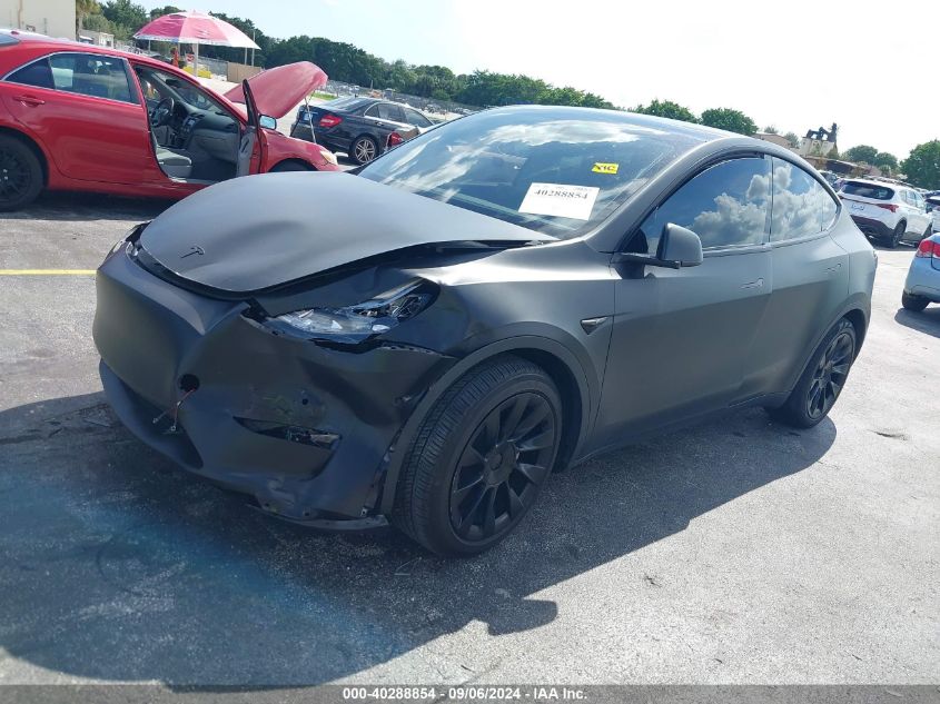 5YJYGDEE7MF125742 2021 TESLA MODEL Y - Image 2