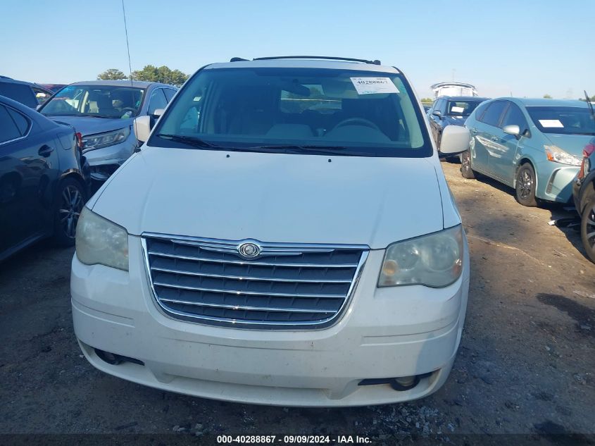 2A4RR5D15AR178176 2010 Chrysler Town & Country Touring