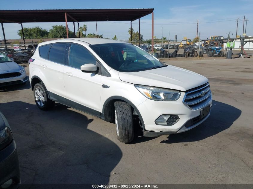 2017 FORD ESCAPE SE - 1FMCU9GD1HUE56149