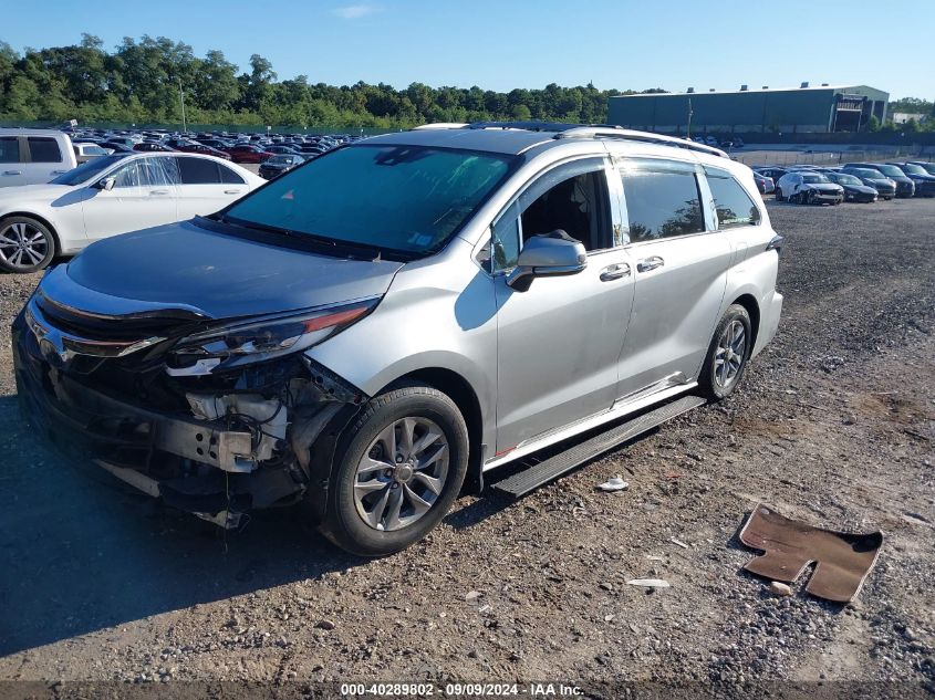 5TDKSKFCXMS002535 2021 TOYOTA SIENNA - Image 2