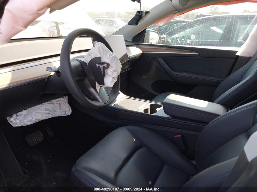 VIN 7SAYGDEE2PF901850 2023 TESLA MODEL Y