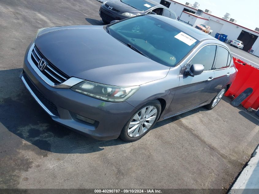 1HGCR3F82FA031885 2015 HONDA ACCORD - Image 2