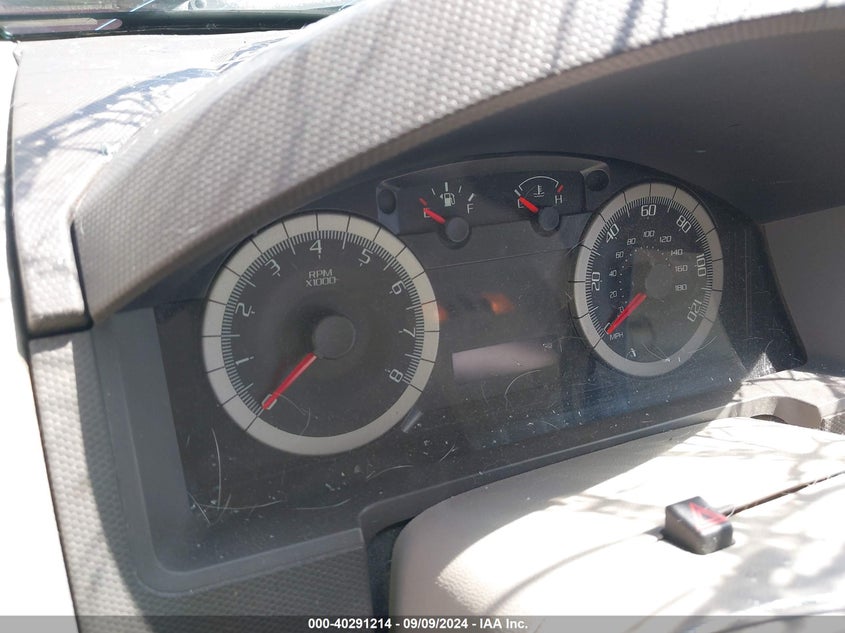 2008 FORD ESCAPE VIN: 1FMCU03158KC84257