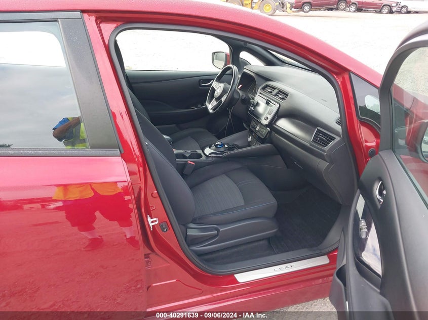 2018 NISSAN LEAF SV - 1N4AZ1CPXJC308503