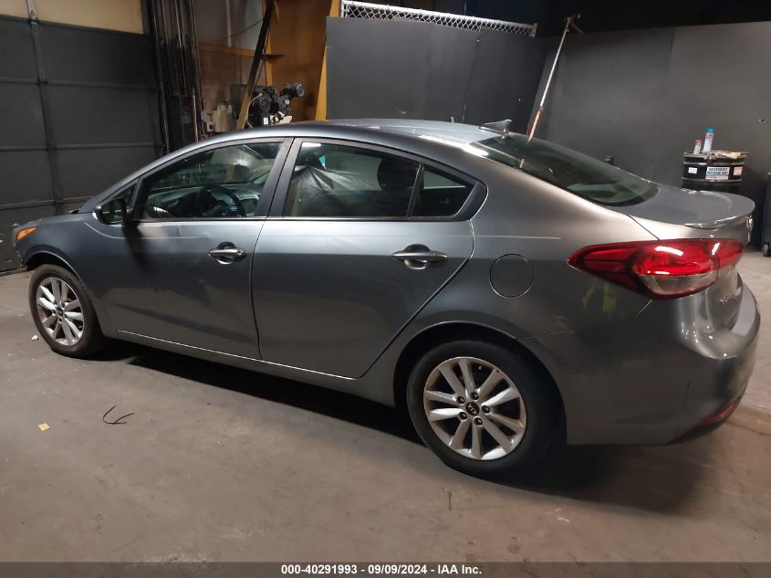 VIN 3KPFL4A77HE126976 2017 KIA Forte, S no.3