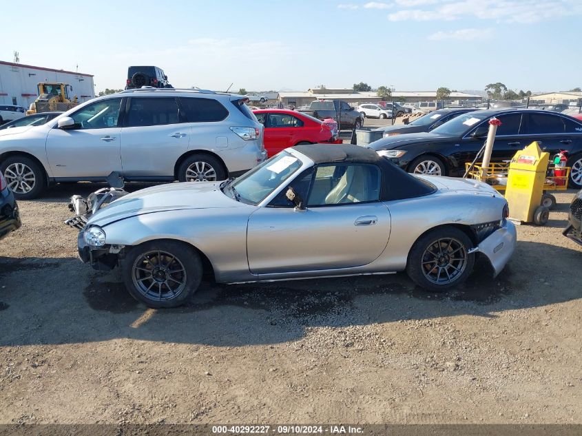 2004 Mazda Mx-5 Miata Ls VIN: JM1NB353840403105 Lot: 40292227