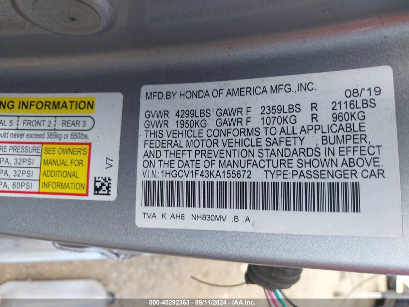 VIN 1HGCV1F43KA155672 2019 HONDA ACCORD EX