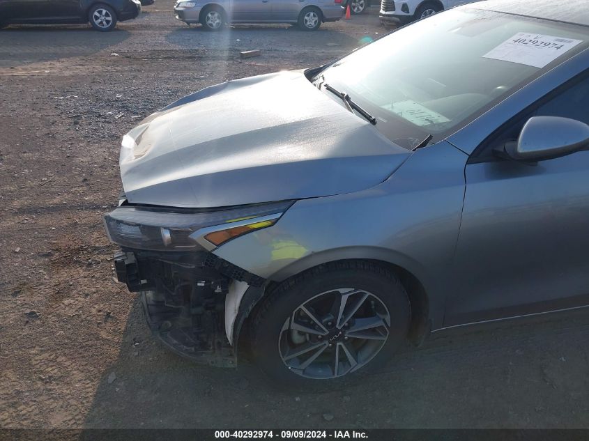 2022 Kia Forte Lxs VIN: 3KPF24AD8NE482082 Lot: 40292974