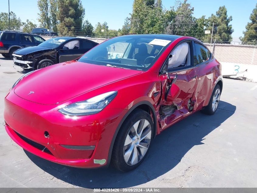 7SAYGDEE2PA121182 2023 TESLA MODEL Y - Image 2