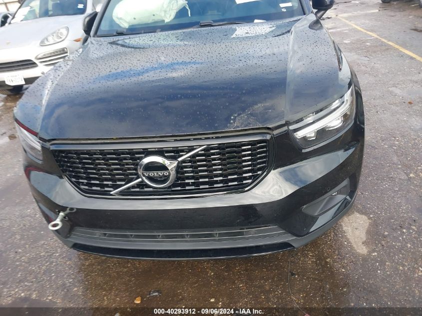 2020 Volvo Xc40 T5 R-Design VIN: YV4162UM1L2265253 Lot: 40293912