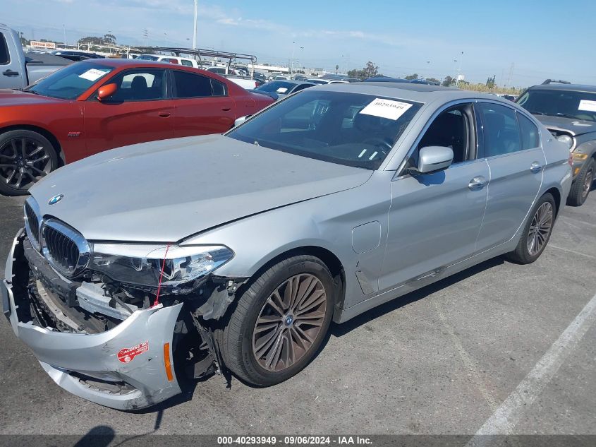 WBAJA9C54JB251698 2018 BMW 5 SERIES - Image 2