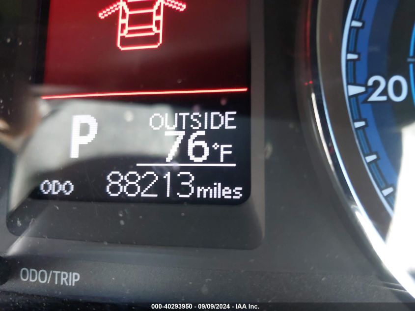 2018 TOYOTA COROLLA LE - 5YFBURHEXJP827769