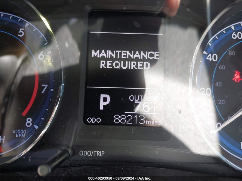 2018 TOYOTA COROLLA LE - 5YFBURHEXJP827769