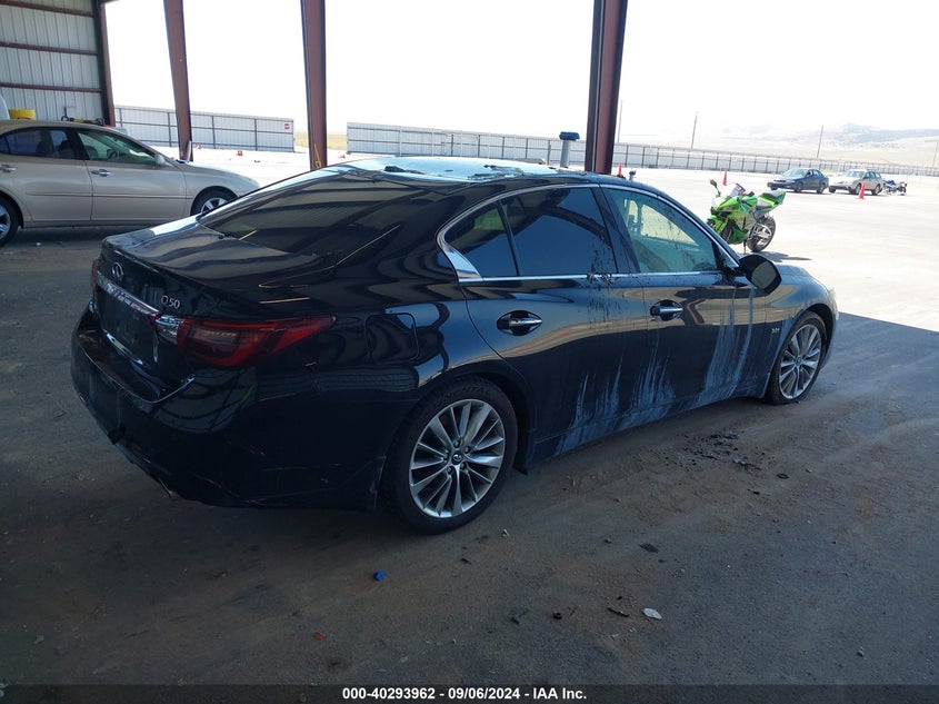VIN JN1EV7AR2JM431143 2018 INFINITI Q50 3.0T LUXE