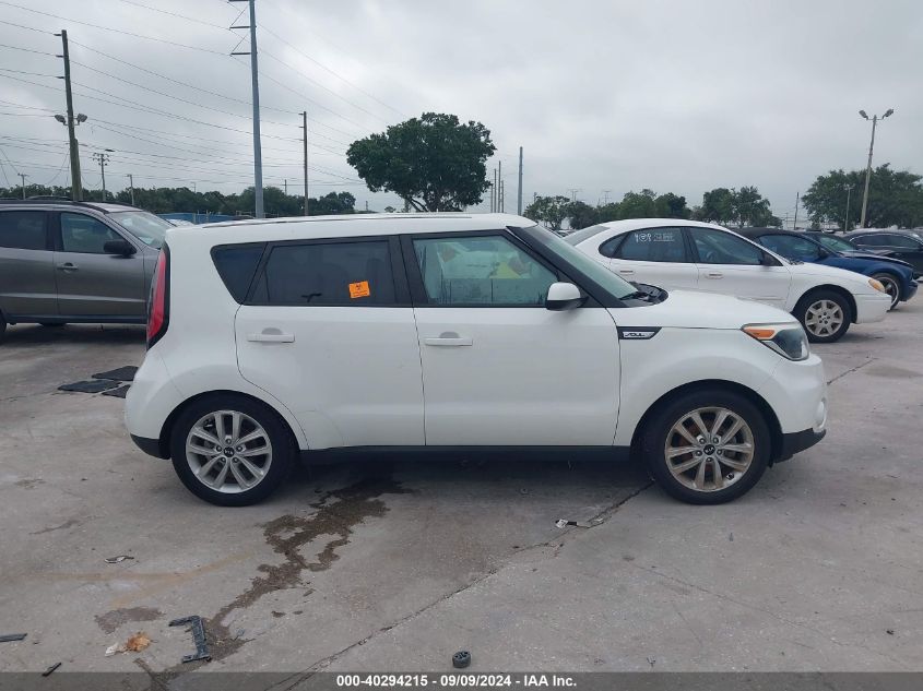 2018 Kia Soul + VIN: KNDJP3A56J7559900 Lot: 40294215