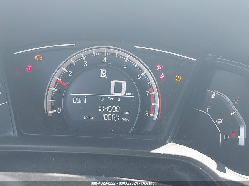VIN 2HGFC2F51JH558017 2018 HONDA CIVIC LX