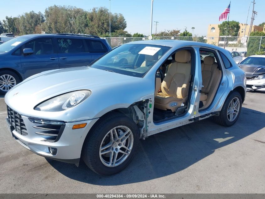 2017 Porsche Macan VIN: WP1AA2A54HLB04779 Lot: 40294384