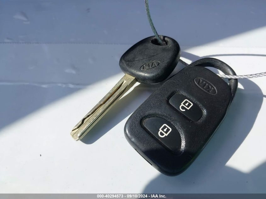 5XYKT3A18DG343499 2013 Kia Sorento Lx