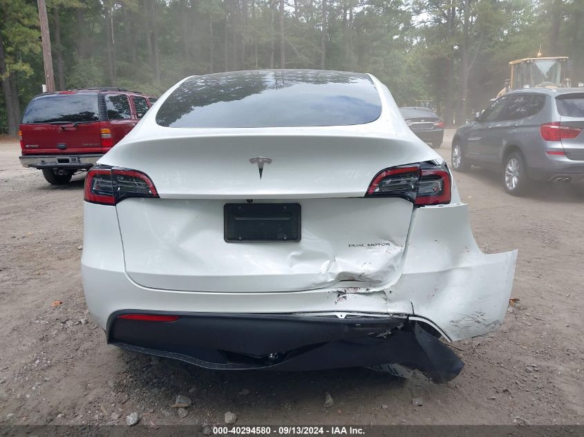 2023 Tesla Model Y VIN: 7SAYGDEE2PA104172 Lot: 40294580