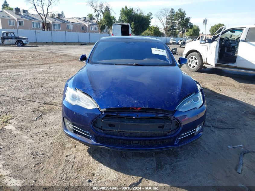 2015 Tesla Model S 60/70/85 VIN: 5YJSA1E12FF117098 Lot: 40294845